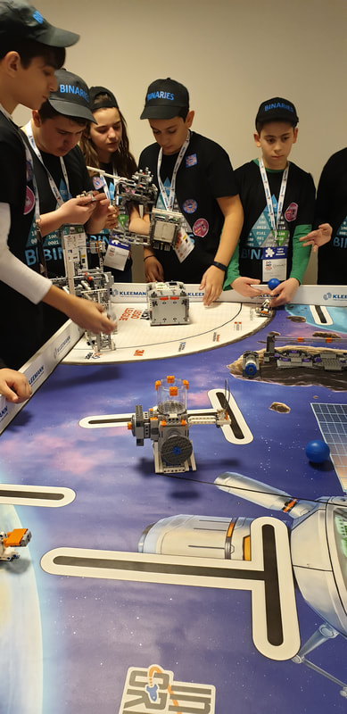 Η ομάδα Binaries στον προκριματικό FIRST LEGO League